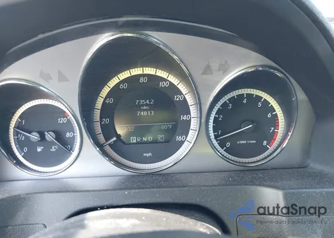 2010 Mercedes-Benz C 300 Luxury 4Matic/Sport 4Matic z USA, uszkodzony, nr VIN WDDGF8BB4AR107842